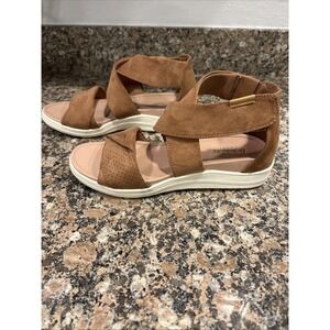 Dr. Scholl's Golden Hour Tan Microfiber  Open Toe Wedge Heeled Sandals Size 7M